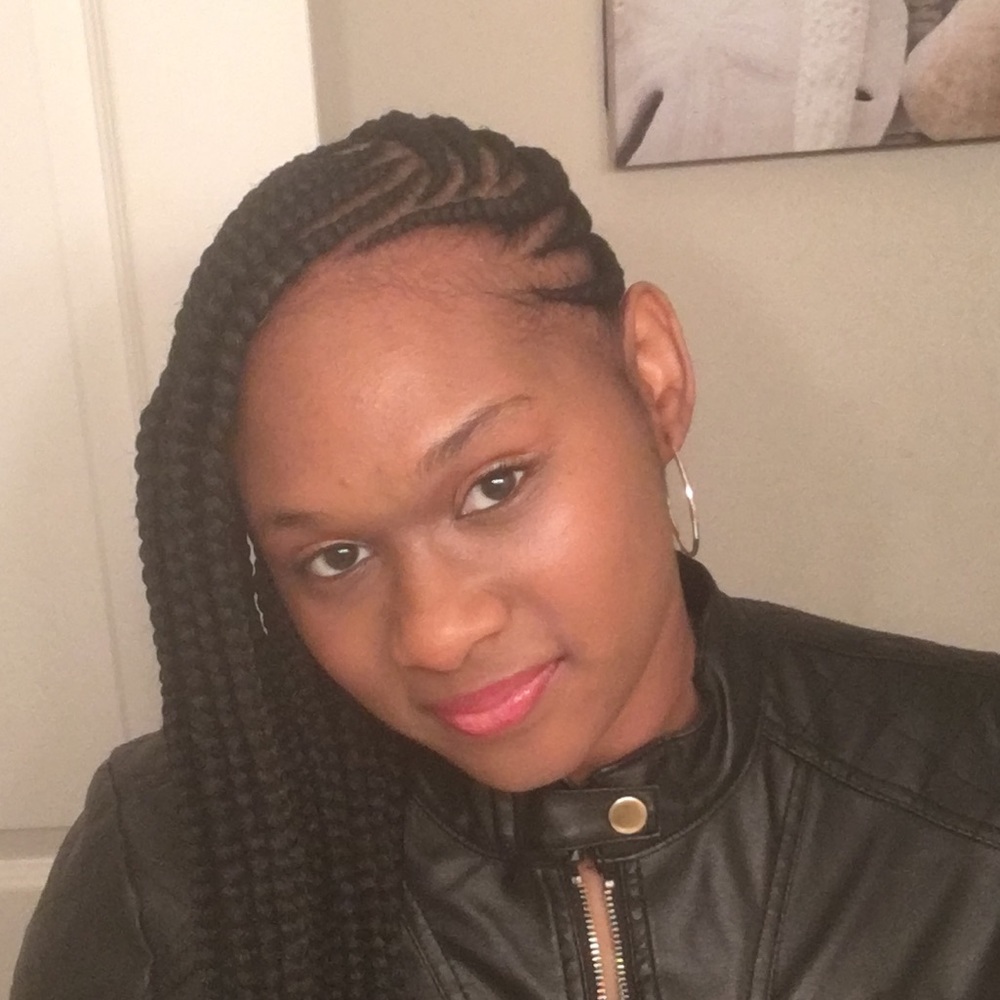 Meet your Posher, Stacie